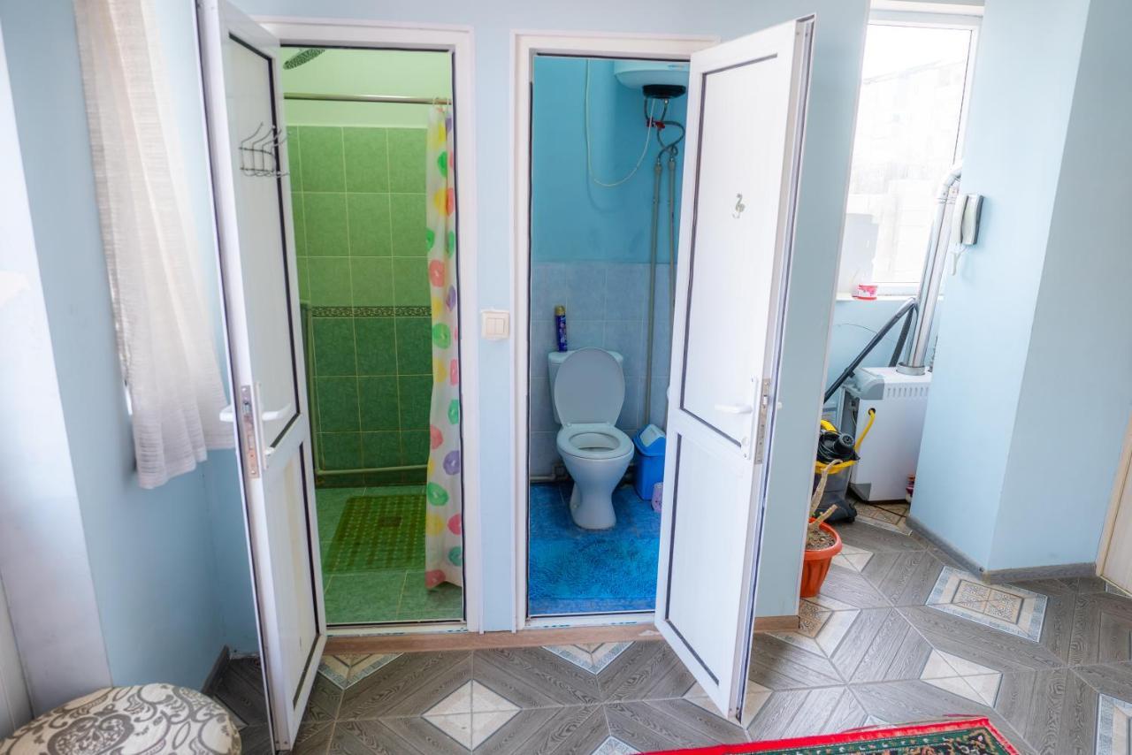 Guest House Etnodom Jalal-Abad Екстериор снимка