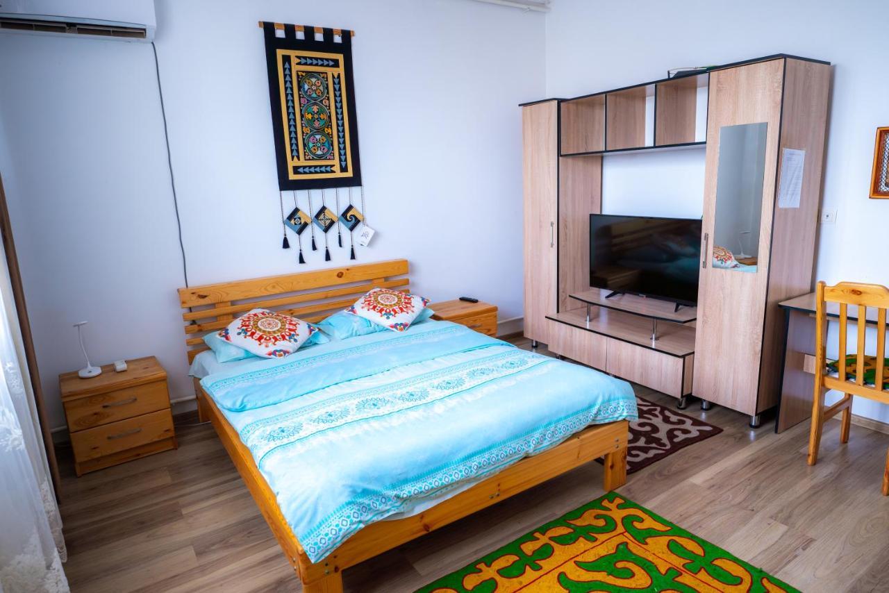 Guest House Etnodom Jalal-Abad Екстериор снимка