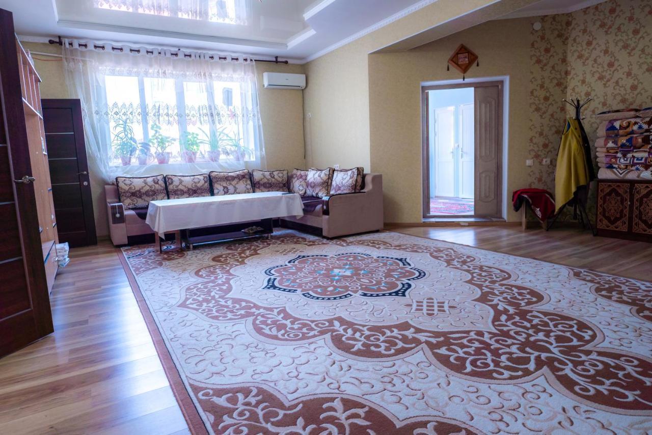 Guest House Etnodom Jalal-Abad Екстериор снимка