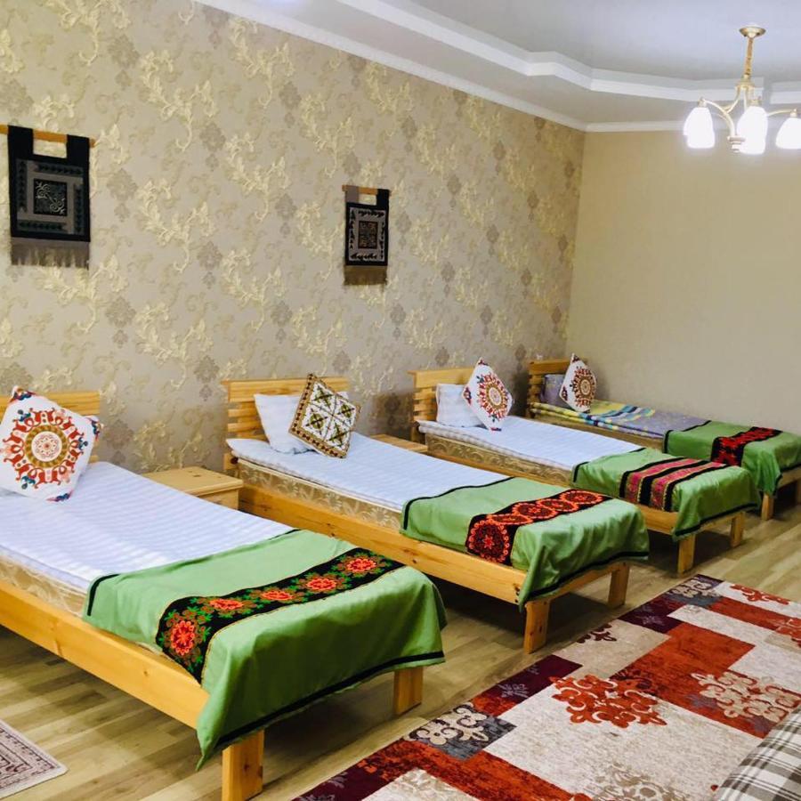 Guest House Etnodom Jalal-Abad Екстериор снимка