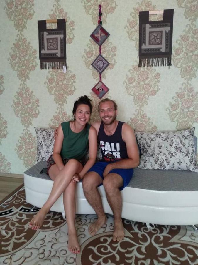 Guest House Etnodom Jalal-Abad Екстериор снимка